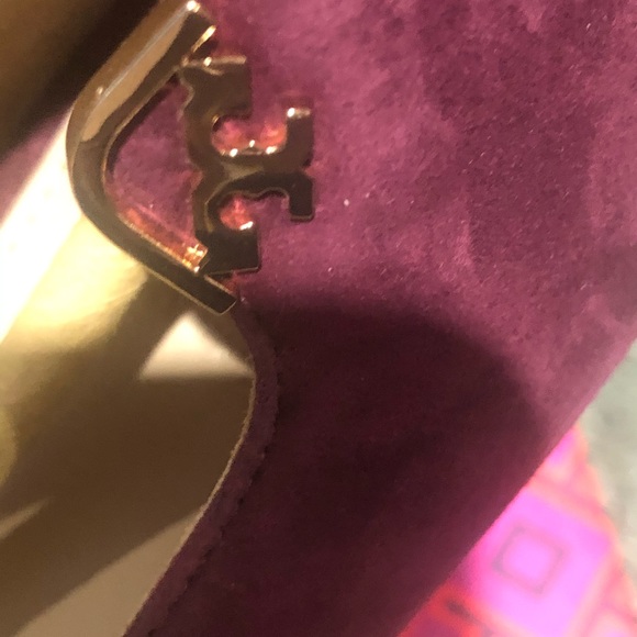Tory Burch Shoe - Picture 3 of 3
